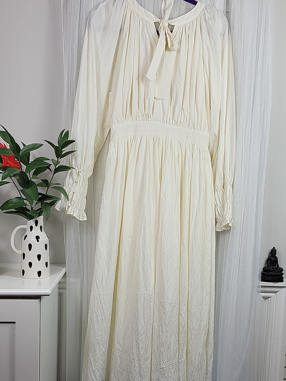 Yoomini Women's Cream Long-Sleeve Midi Dress with Smocked Cuffs. Size S - Picture 10 of 14